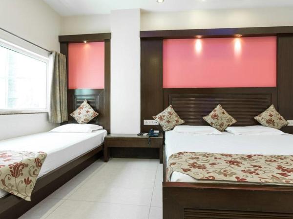 Amax Inn : photo 7 de la chambre chambre familiale