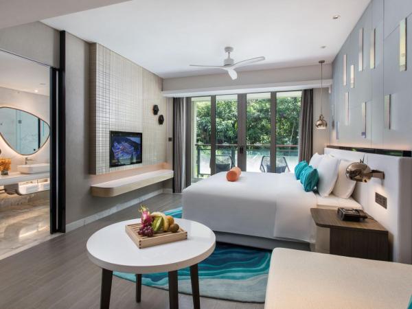 Wingate by Wyndham Sanya Luhuitou : photo 2 de la chambre chambre deluxe lit king-size - vue sur montagne - non-fumeurs