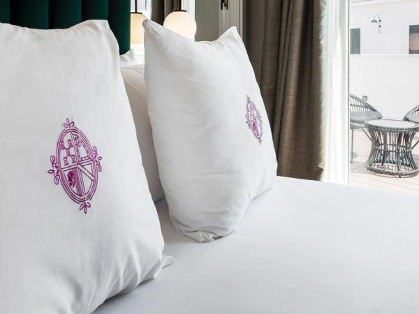 One Shot Palacio Conde de Torrejón 09 : photo 3 de la chambre chambre double avec terrasse