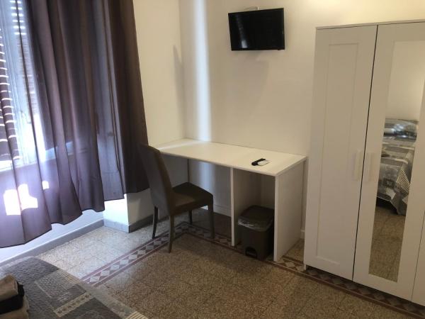 Suite Cagliaritane Notti in centro : photo 2 de la chambre chambre double ou lits jumeaux standard