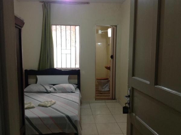 Hotel Chaves - Quartos Individuais : photo 4 de la chambre chambre double deluxe avec douche