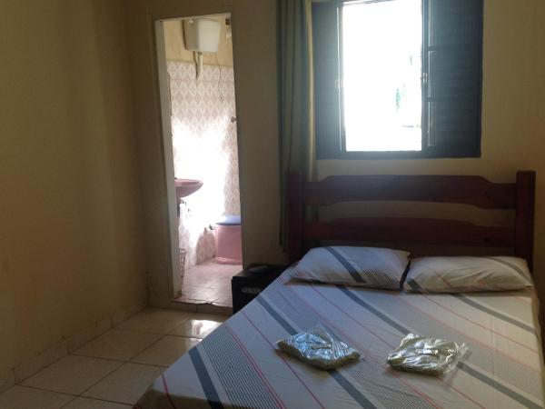 Hotel Chaves - Quartos Individuais : photo 1 de la chambre chambre double deluxe avec douche