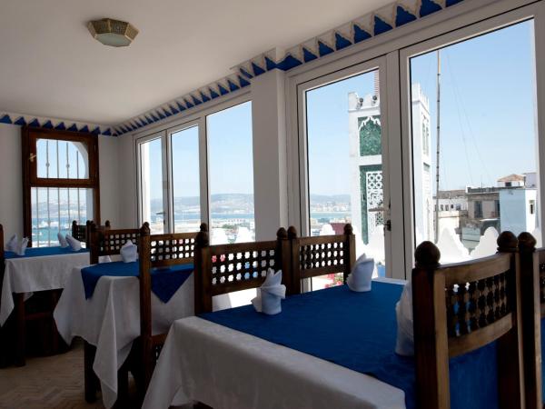 Dar Yasmine : photo 6 de la chambre chambre double - vue sur mer