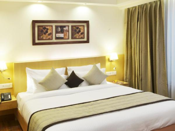 Hotel Regent Grand : photo 5 de la chambre premium room with complimentary upgrade to next category