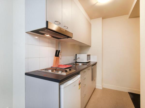 Plum Serviced Apartments Carlton : photo 5 de la chambre studio