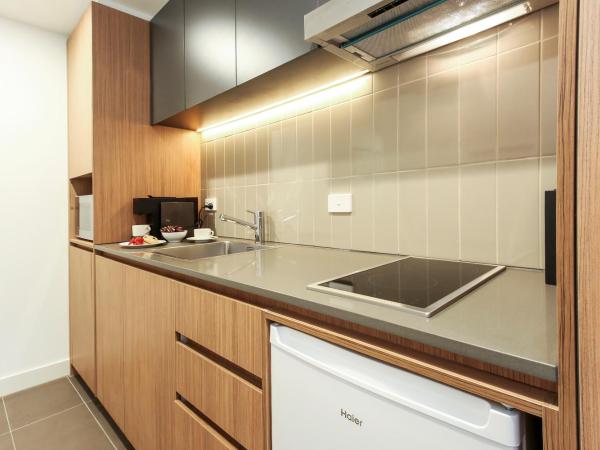 Plum Serviced Apartments Carlton : photo 8 de la chambre appartement deluxe