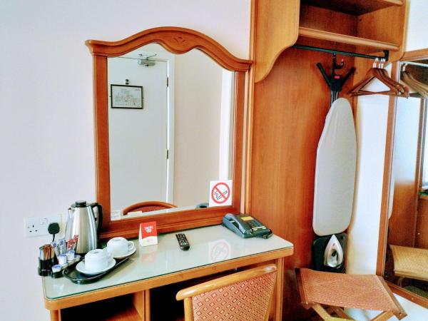 Thirteen On The Green - Eyre Square : photo 1 de la chambre chambre double