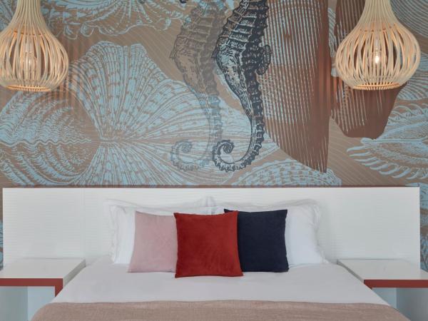 Kouros Hotel & Suites : photo 4 de la chambre chambre premium - vue sur mer