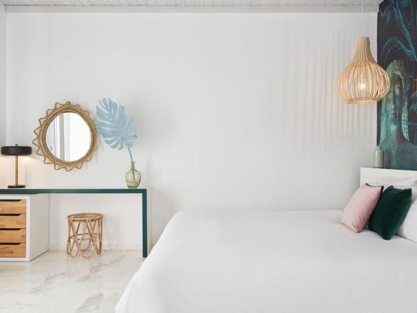 Kouros Hotel & Suites : photo 7 de la chambre chambre premium - vue sur mer