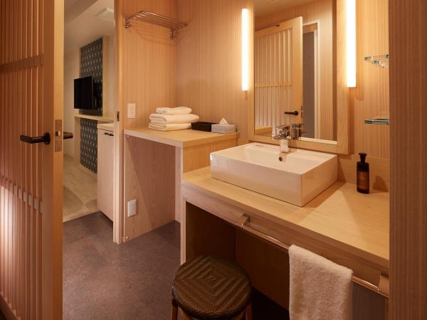 Sakura Sky Hotel : photo 1 de la chambre chambre lits jumeaux avec baignoire