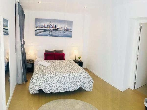 AYZ Javier Cabrini - Auto check-in property : photo 3 de la chambre chambre double avec salle de bains privative