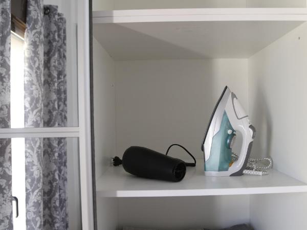 Nicholas Point Apartments and Rooms : photo 10 de la chambre studio avec balcon