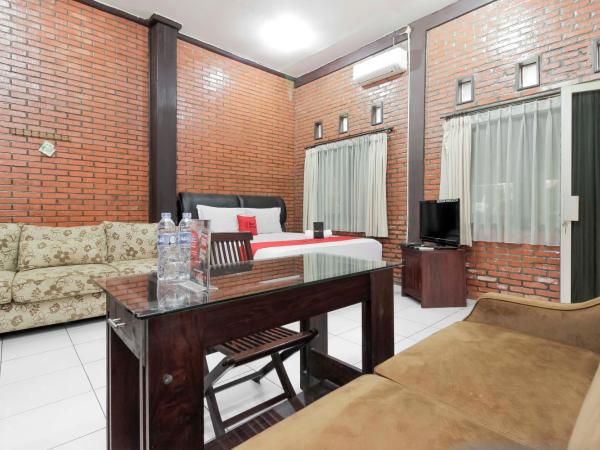 RedDoorz @ Cilandak Timur : photo 8 de la chambre chambre deluxe