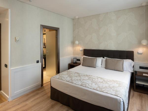 Catalonia Puerta del Sol : photo 3 de la chambre chambre double ou lits jumeaux