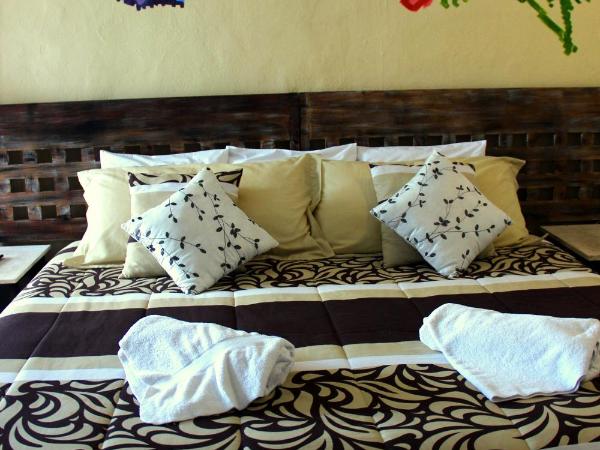 Casa Akbal B&B SOLO ADULTOS : photo 1 de la chambre chambre lit queen-size 