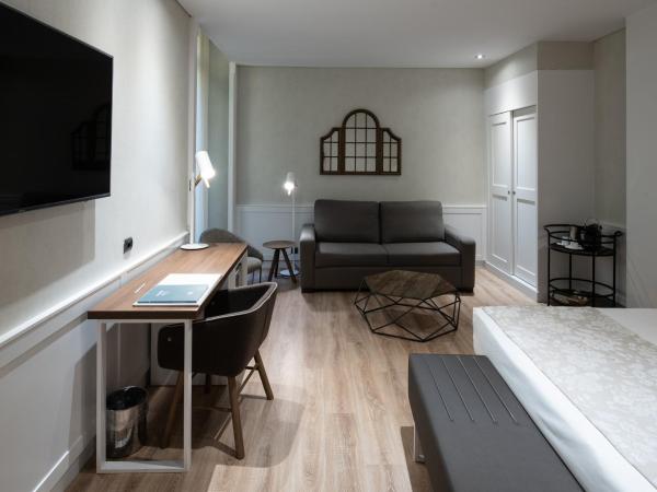 Catalonia Puerta del Sol : photo 2 de la chambre chambre double ou lits jumeaux supérieure