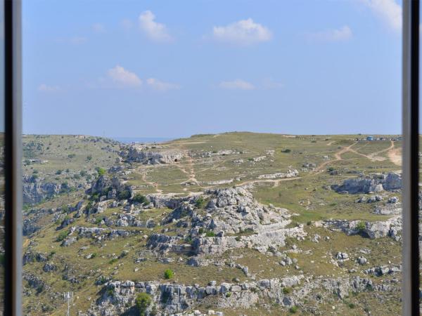 Graffiti : photo 2 de la chambre chambre double supérieure - vue sur ville