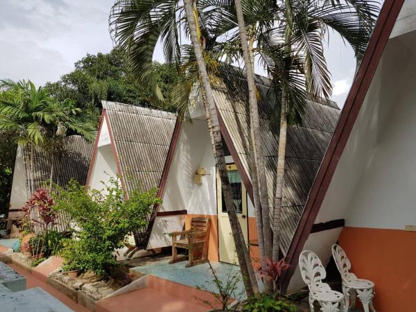 Sam's House Kanchanaburi : photo 4 de la chambre chambre lits jumeaux confort avec douche