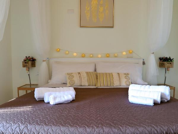 centruMaqueda : photo 4 de la chambre chambre double avec terrasse