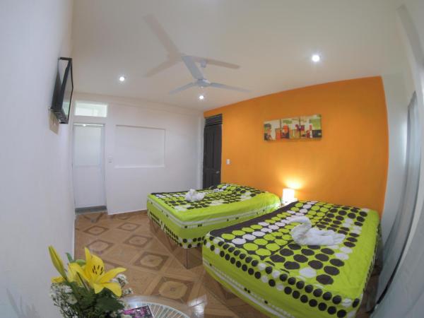 Hotel San Carlos : photo 2 de la chambre chambre double