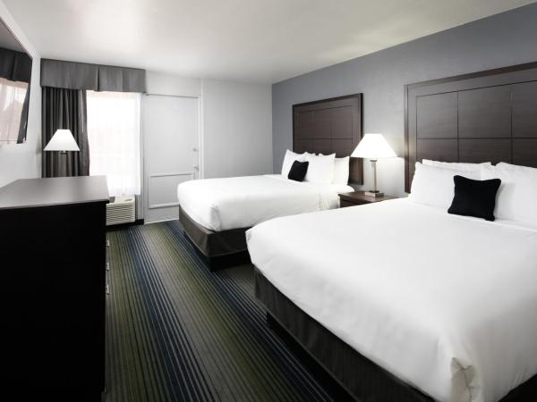 Red Lion Inn & Suites Tucson Downtown : photo 6 de la chambre deluxe double room with two queen beds - non-smokin
