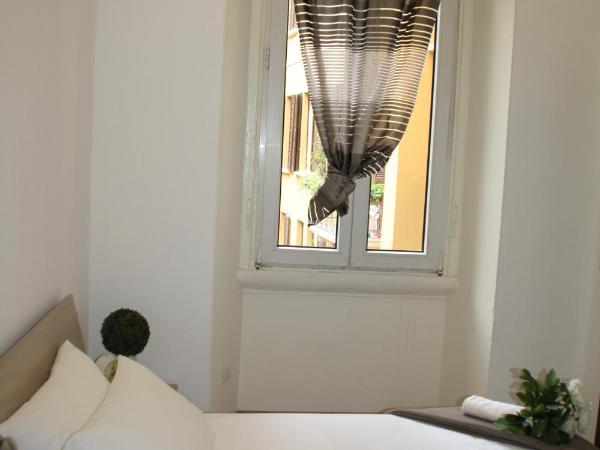 LE COLONNE MILANO : photo 10 de la chambre chambre simple avec salle de bains privative