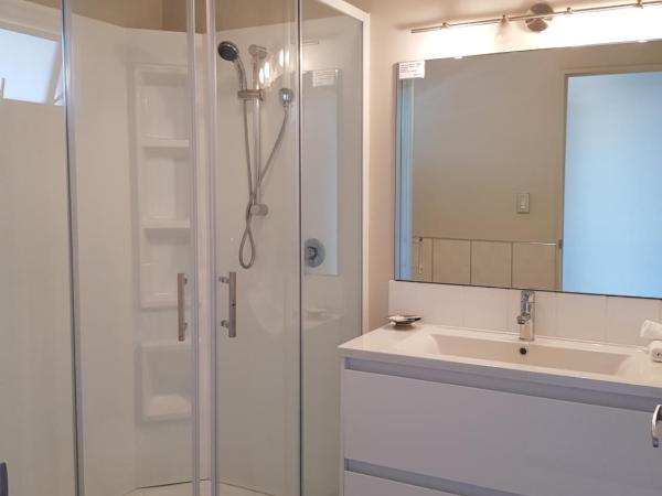 Delago Motel/Apartments : photo 5 de la chambre studio avec balcon privé