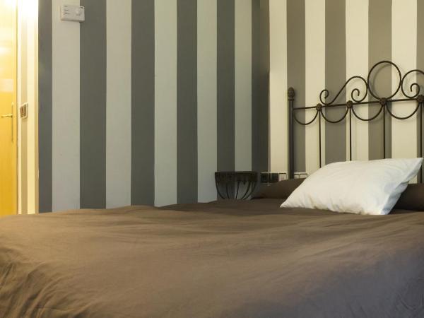 Albergue Revolutum Hostel : photo 2 de la chambre chambre simple