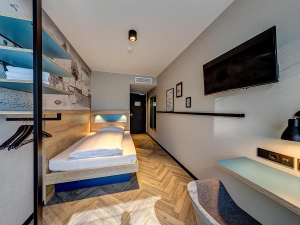 Schulz Hotel Berlin Wall at the East Side Gallery : photo 3 de la chambre chambre simple standard