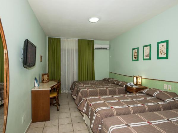 Divi-Divi Praia Hotel : photo 2 de la chambre chambre triple