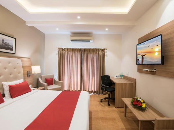 Kalinga Hotel : photo 3 de la chambre chambre lit king-size avec balcon