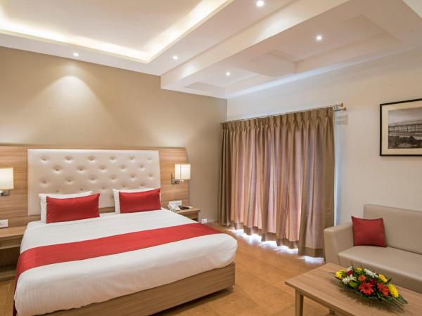 Kalinga Hotel : photo 6 de la chambre chambre lit king-size avec balcon