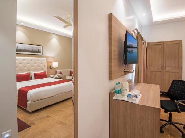 Kalinga Hotel : photo 9 de la chambre chambre lit king-size avec balcon