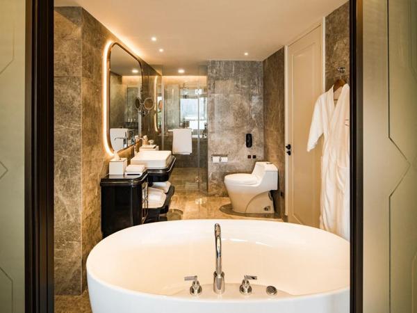 Oriental Riverside Bund View Hotel (Shanghai International Convention Center) : photo 3 de la chambre chambre lits jumeaux supérieure avec vue sur la rivière