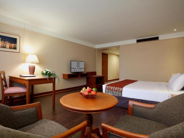 Twin Towers Hotel : photo 4 de la chambre chambre familiale (4 adultes) 