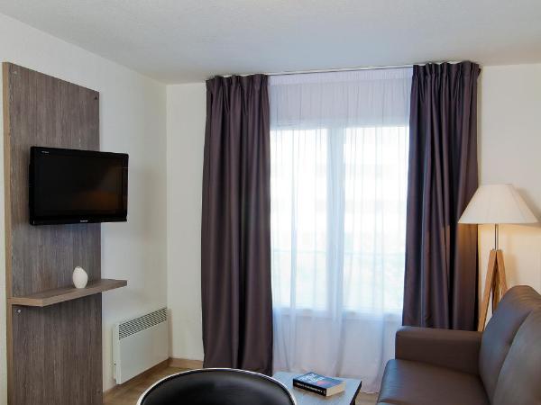 Séjours & Affaires Reims Clairmarais : photo 9 de la chambre appartement 2 pièces 2-4 personnes