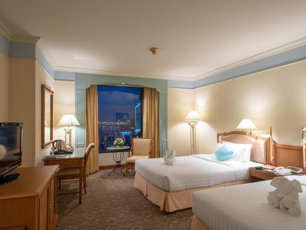 Montien Riverside Hotel Bangkok : photo 3 de la chambre chambre deluxe double ou lits jumeaux