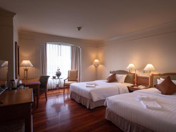 Montien Riverside Hotel Bangkok : photo 4 de la chambre chambre double ou lits jumeaux club