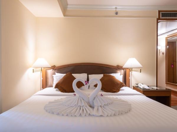 Montien Riverside Hotel Bangkok : photo 9 de la chambre chambre double de luxe - angle