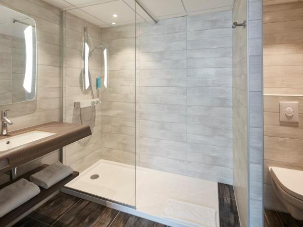 Hôtel Turenne : photo 5 de la chambre chambre double premium