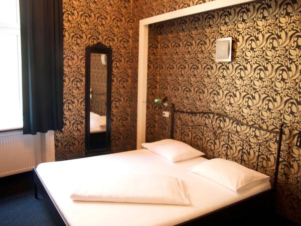 Hotel Goldene Spinne : photo 8 de la chambre chambre double