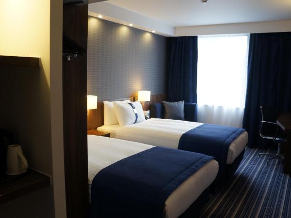 Holiday Inn Express Earls Court, an IHG Hotel : photo 3 de la chambre chambre lits jumeaux standard