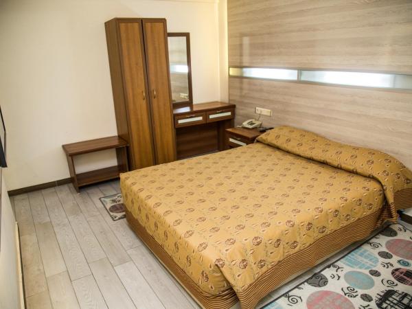Reis Thermal Otel : photo 7 de la chambre chambre double ou lits jumeaux