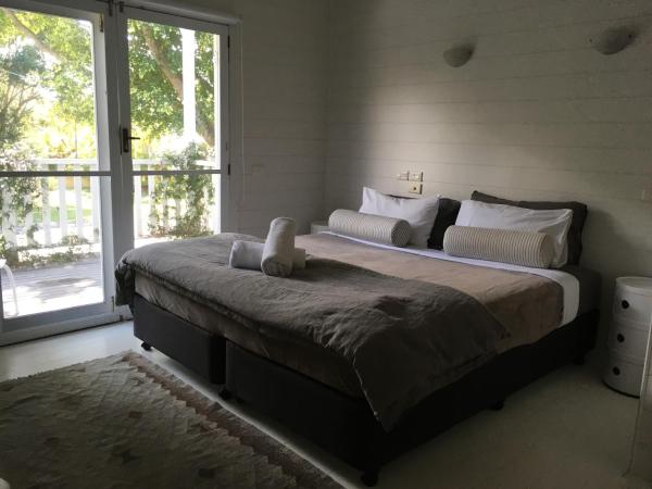 Byron Springs : photo 6 de la chambre chambre double ou lits jumeaux avec salle de bains privative