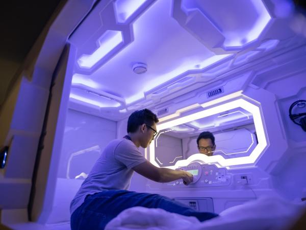 Space Hotel @ Chinatown Kuala Lumpur : photo 1 de la chambre lit capsule simple - mixte