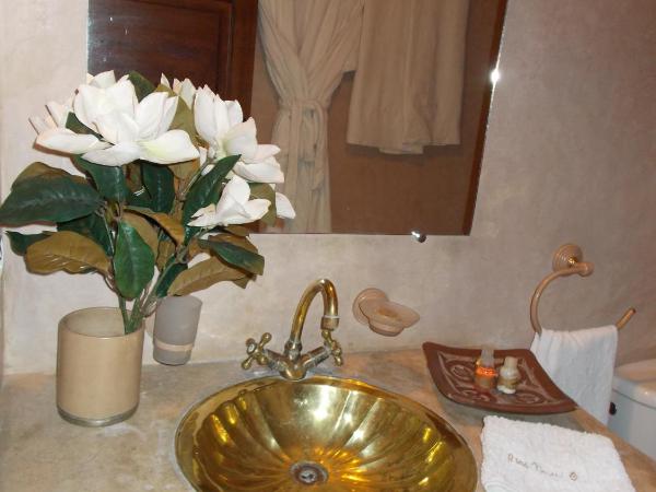 Riad Mazal : photo 6 de la chambre chambre double lune