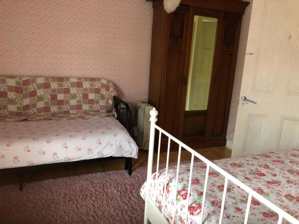 Brackenberry : photo 10 de la chambre chambre familiale avec salle de bains commune