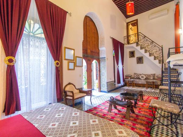 Riad Dar Skalli & SPA : photo 6 de la chambre suite de luxe - ouarzazate