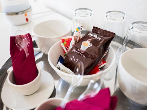 Gold House : photo 6 de la chambre chambre de luxe double ou lits jumeaux avec baignoire spa