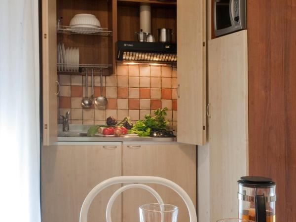 Residence Mediterraneo : photo 4 de la chambre appartement 1 chambre (4 adultes)